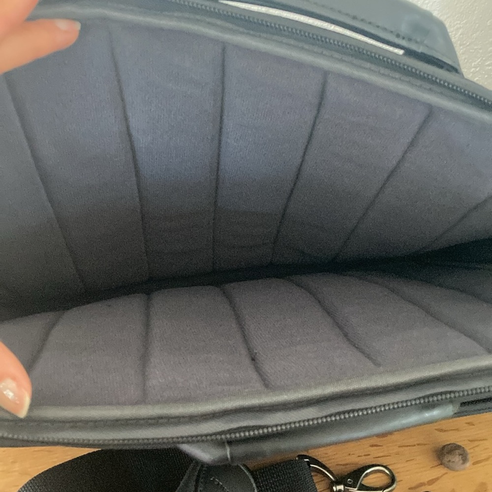 Briggs and Riley Briefcase - Picture 6 of 10